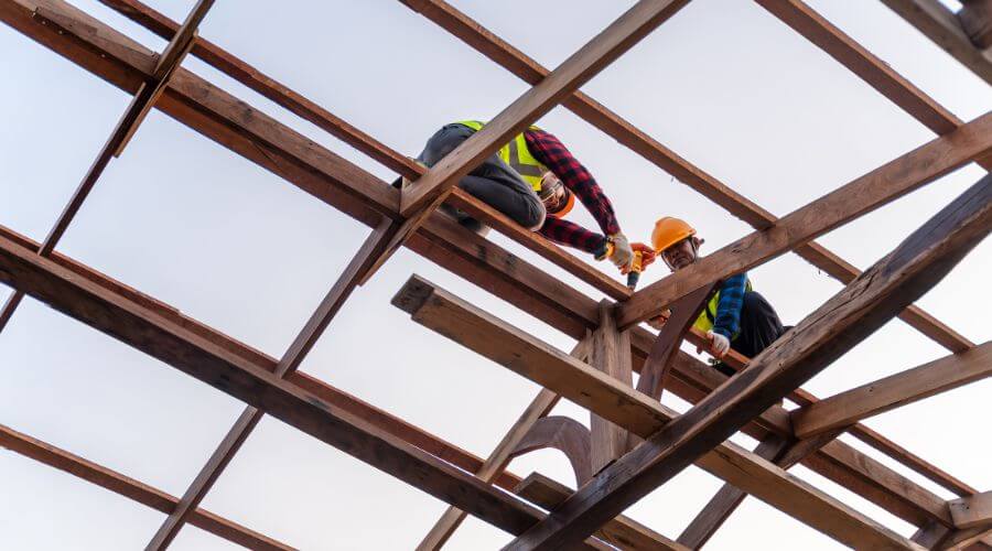 Professional gutter cleaning services in New Market, TN